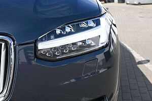Volvo  D5 AWD Autom. Inscription*LUFT*PANO*AHK