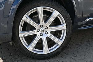 Volvo  D5 AWD Autom. Inscription*LUFT*PANO*AHK