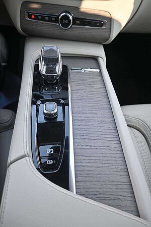 Volvo  T8 PHEV Ultimate Bright AWD*B&W*MASS*AHK*