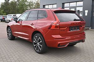 Volvo  B4 D AWD Black *H&K*STDHZG*360°*ACC