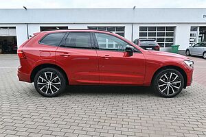 Volvo  B4 D AWD Black *H&K*STDHZG*360°*ACC