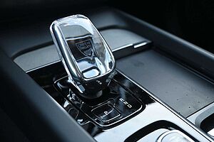 Volvo  B5 Benzin AWD Ultra Dark*PANO*360°*LUFT*ACC