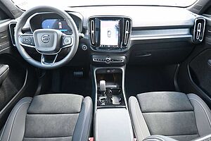 Volvo  B3 DKG Plus Black Edition*FSHZG*360°*ACC