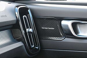 Volvo  B3 DKG Plus Black Edition*FSHZG*360°*ACC
