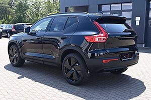 Volvo  B3 DKG Plus Black Edition*FSHZG*360°*ACC