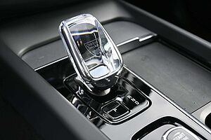 Volvo  B4 D Plus Dark*STDHZG*PANO*360°*ACC