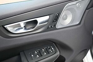 Volvo  R Design PHEV MAPS*Luft*B&W*STHZG*HUD*