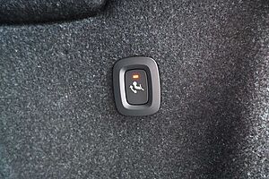 Volvo  Recharge Pure Electric AWD Plus*AHK*