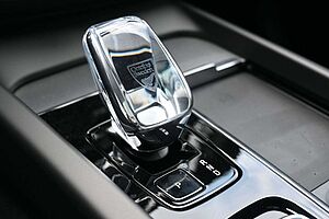 Volvo  B5B AWD Ultra Dark*360°*H/K*AHK*HUD*ACC