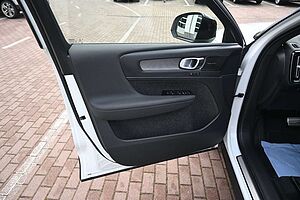 Volvo  T3 R Design *PANO*RFK*H&K*Leder*
