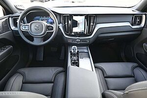Volvo  B5 B Ultra Black Edition*LUFT*360°*Massage*