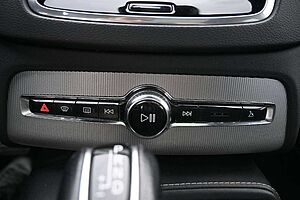 Volvo  R Design AWD