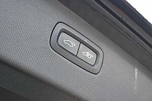 Volvo  R Design AWD