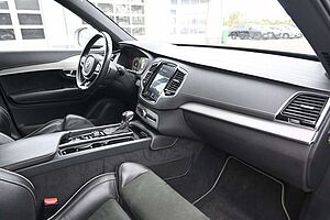 Volvo  R Design AWD