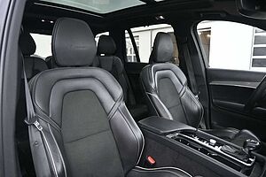 Volvo  R Design AWD