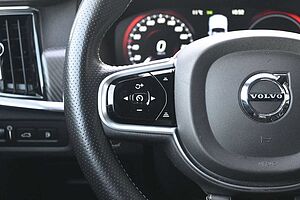 Volvo  Lim. R-Design Plug-In Hyb. AWD*B&W*LUFT*MASS*