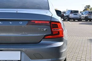 Volvo  Lim. R-Design Plug-In Hyb. AWD*B&W*LUFT*MASS*