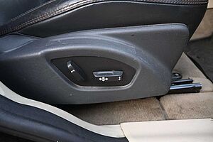 Volvo  3.2L 6-Zylinder