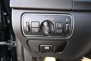 Volvo  Kombi D6 Summum AWD*NAV*LED*TEMPO*