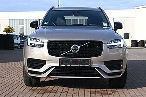 Volvo  Ultimate Dark Recharge Plug-In Hybrid AWD