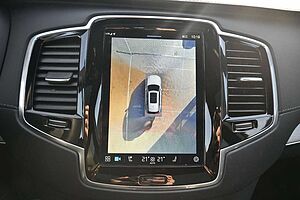 Volvo  Ultimate Dark Recharge Plug-In Hybrid AWD