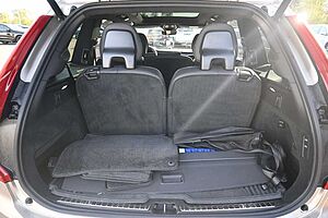 Volvo  Ultimate Dark Recharge Plug-In Hybrid AWD