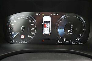 Volvo T8 RC AWD Inscription*PANO*RFK*BLIS*DAB*AHK