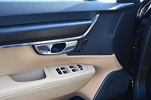 Volvo  V90 CC D4 AWD*STHZ*MIetkauf möglich