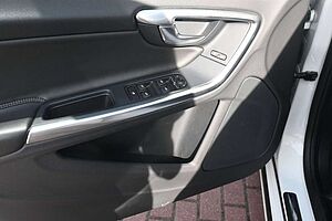 Volvo  **Mietkauf**V60D6*Sum*SD*NAVI*STHZ*E-KZ*Miete
