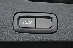 Volvo  T8 TE Inscription*LED*HUD*PANO*CAM*PDC*STHZ