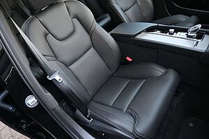Volvo  V90 B4 D AWD Cross Country *Pano*STDHZG*ACC