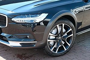 Volvo  V90 B4 D AWD Cross Country *Pano*STDHZG*ACC