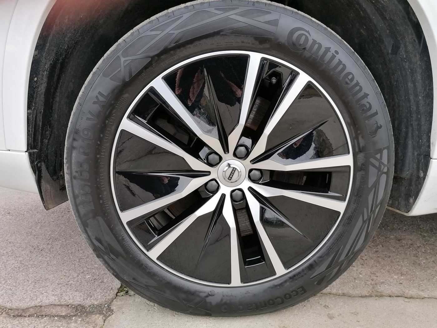 Volvo  R Design