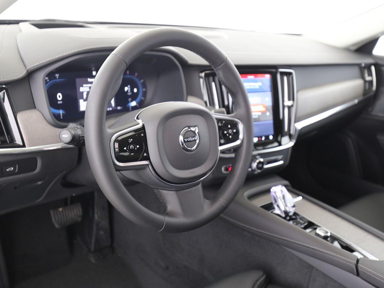 Volvo  20'