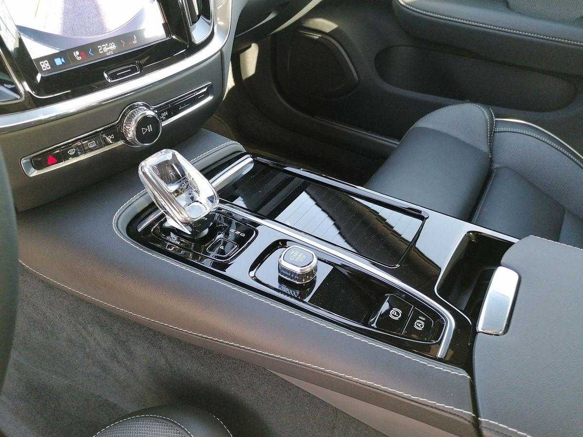 Volvo  Plug-In Hybrid