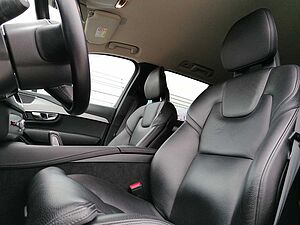 Volvo  R Design