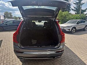 Volvo  B5 AWD R Design 360° ACC PANO 4xSHZ STDHZ