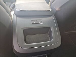 Volvo  B5 AWD R Design 360° ACC PANO 4xSHZ STDHZ