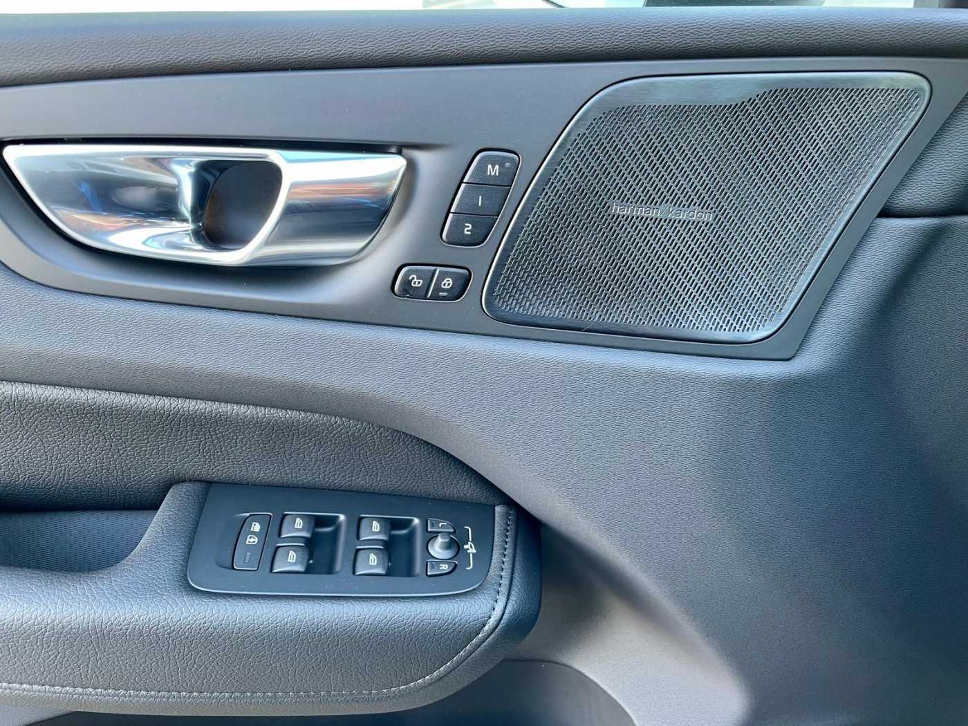 Volvo  20'