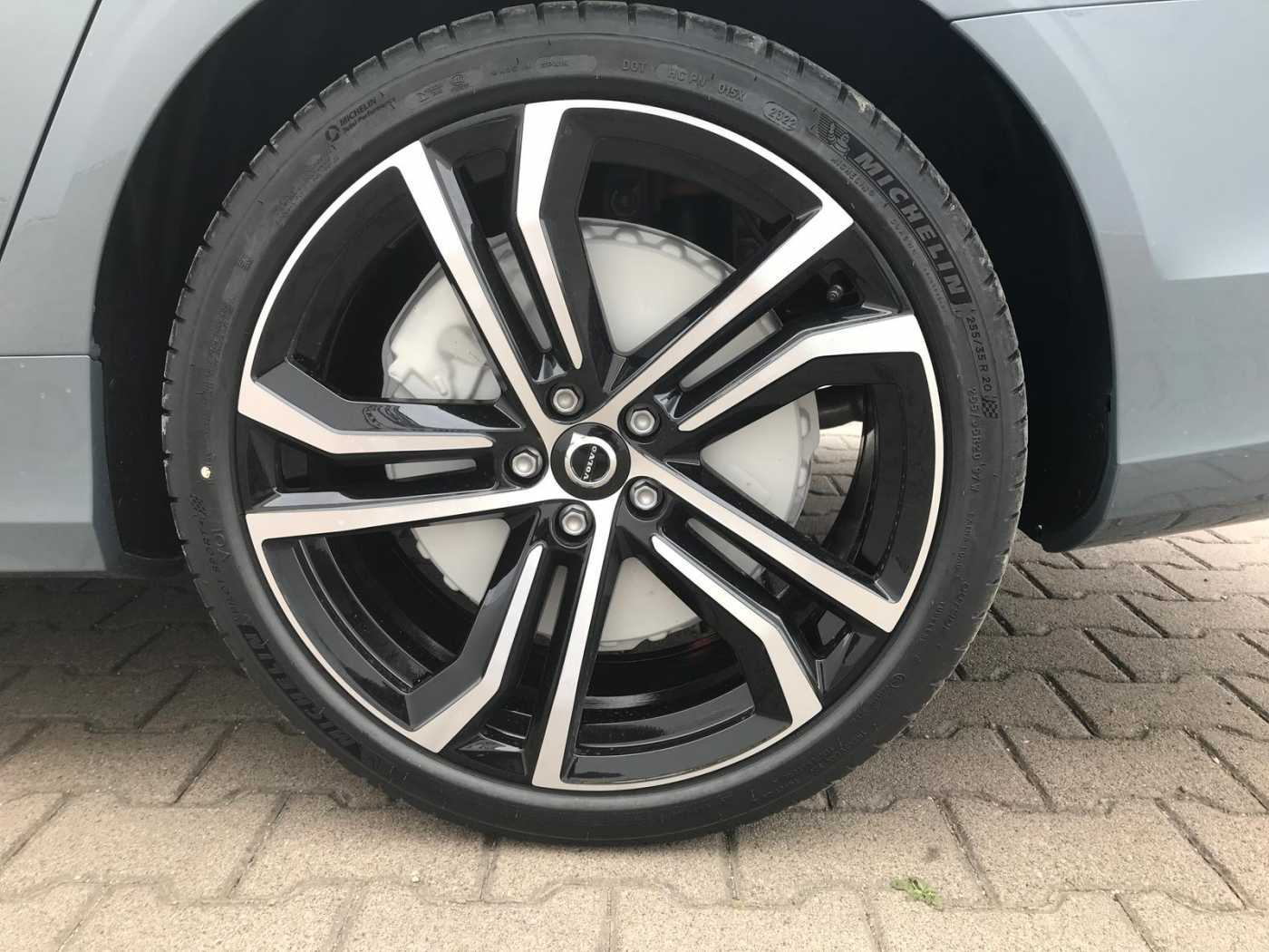 Volvo  21'