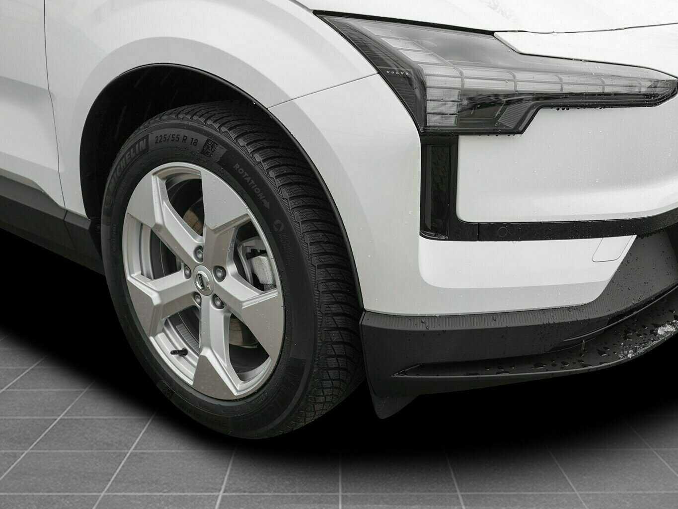 Volvo  SINGLE EXT. RANGE PLUS 69kWh MY24