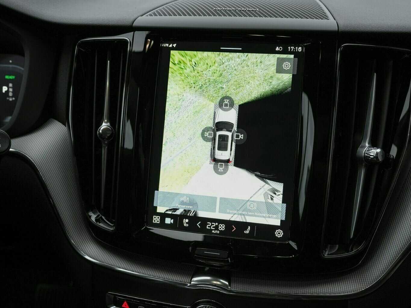 Volvo  T6 PLUS BLACK EDITION HYBRID MY25