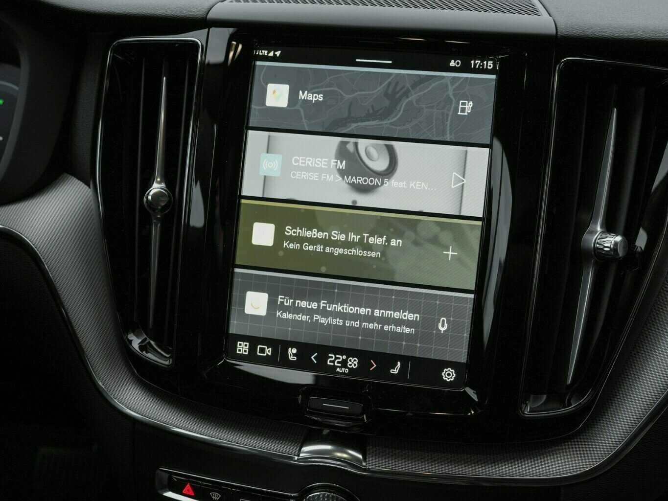 Volvo  T6 PLUS BLACK EDITION HYBRID MY25