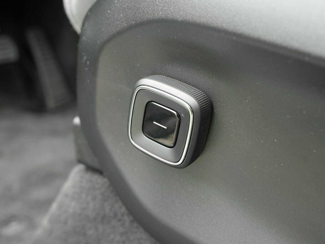 Volvo  ULTRA TWIN MOTOR 7-SITZ AWD MY25