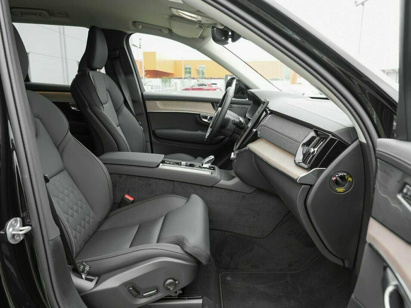 Volvo  T8 PLUS DARK AWD 7-S FACELIFT PIH MY25