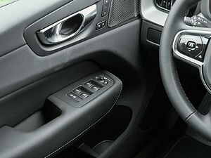 Volvo  T6 PLUS BLACK EDITION HYBRID MY25