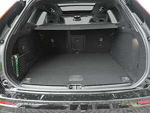 Volvo  T6 PLUS BLACK EDITION HYBRID MY25