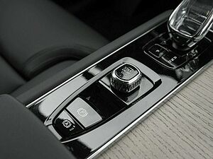 Volvo  T8 PLUS DARK AWD 7-S FACELIFT PIH MY25