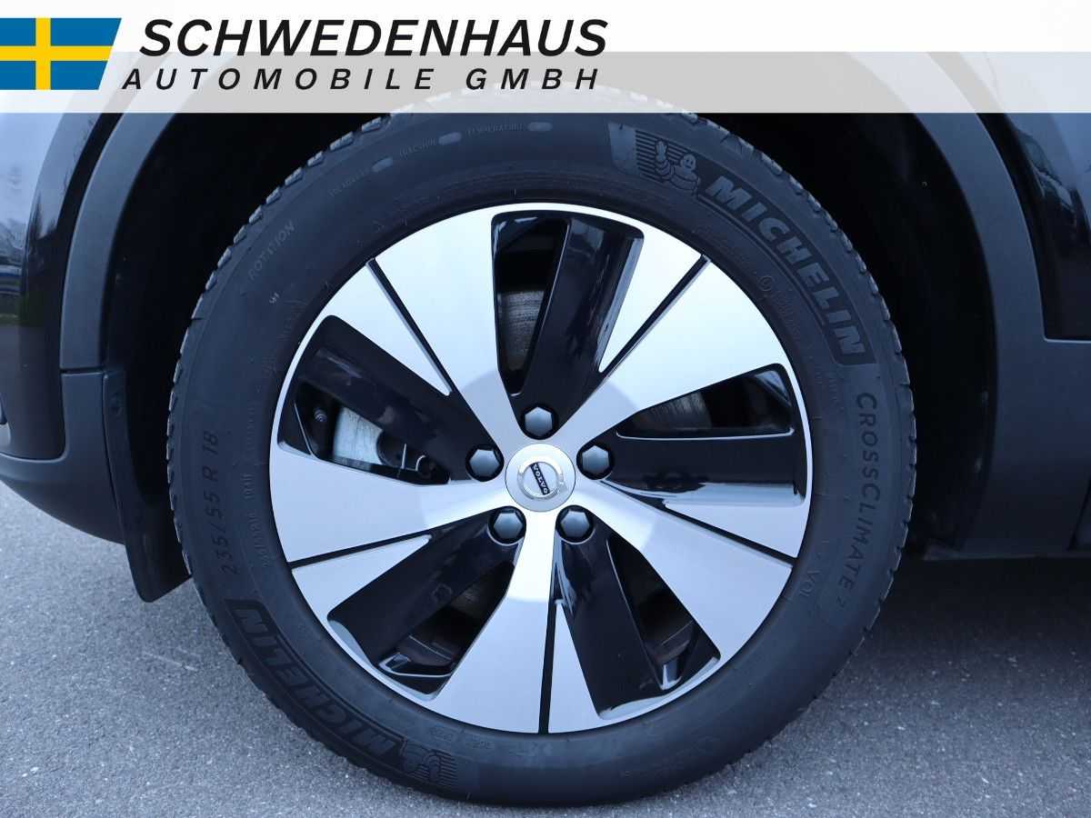 Volvo  T4 PLUS BRIGHT RECHARGE NAVI LED