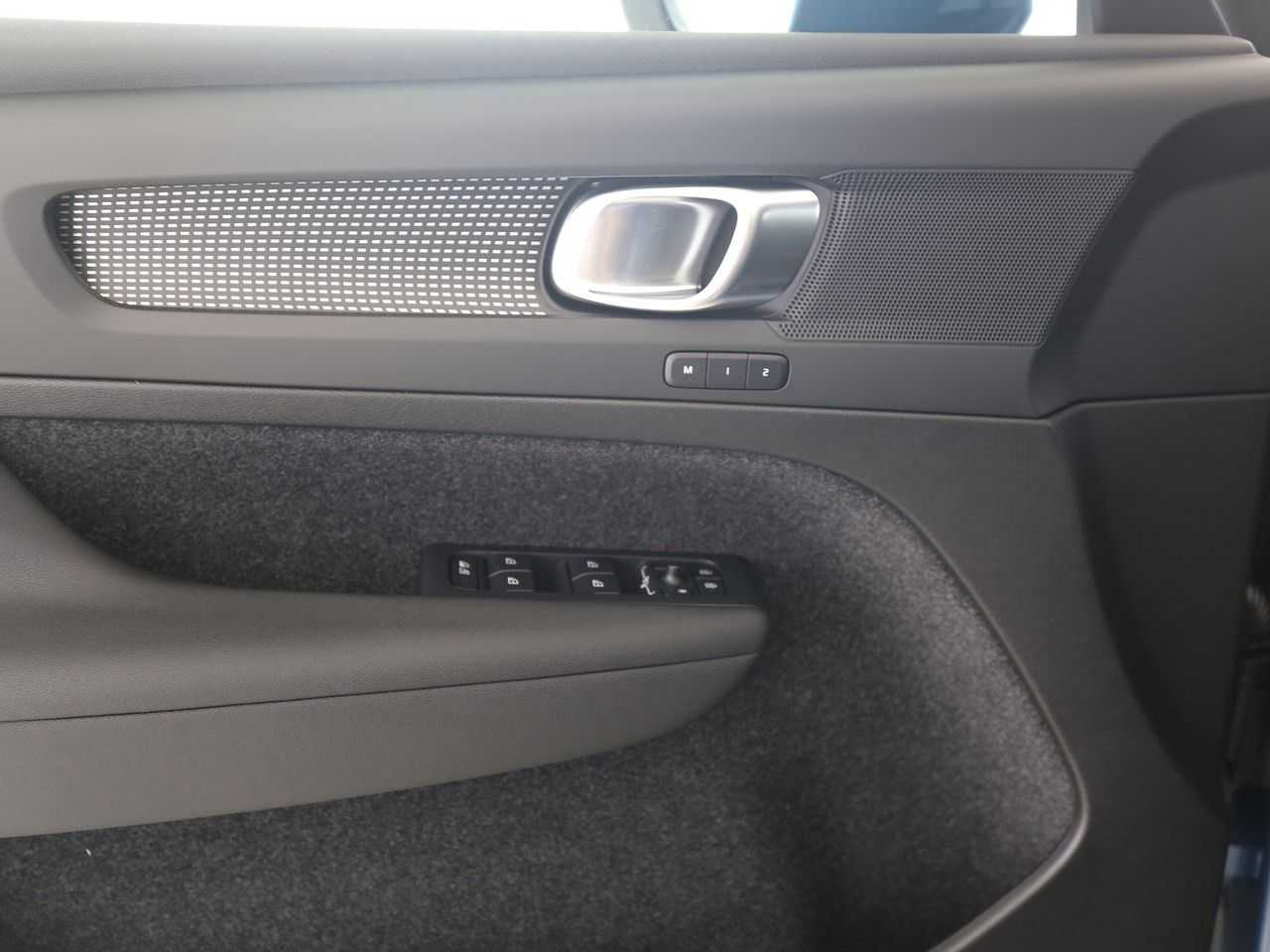 Volvo  B3 CORE